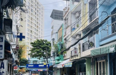 Bán Nhà MẶT TIỀN 341 LẠC LONG QUÂN 33m2- 2Tầng - 6,5TỶ-P5.Q11